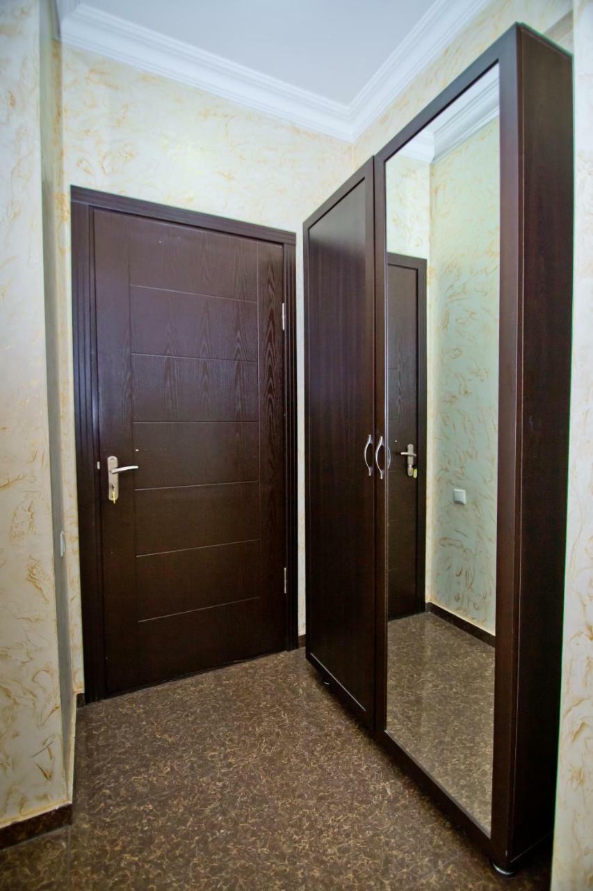 Vizit Hotel Batumi Eksteriør billede