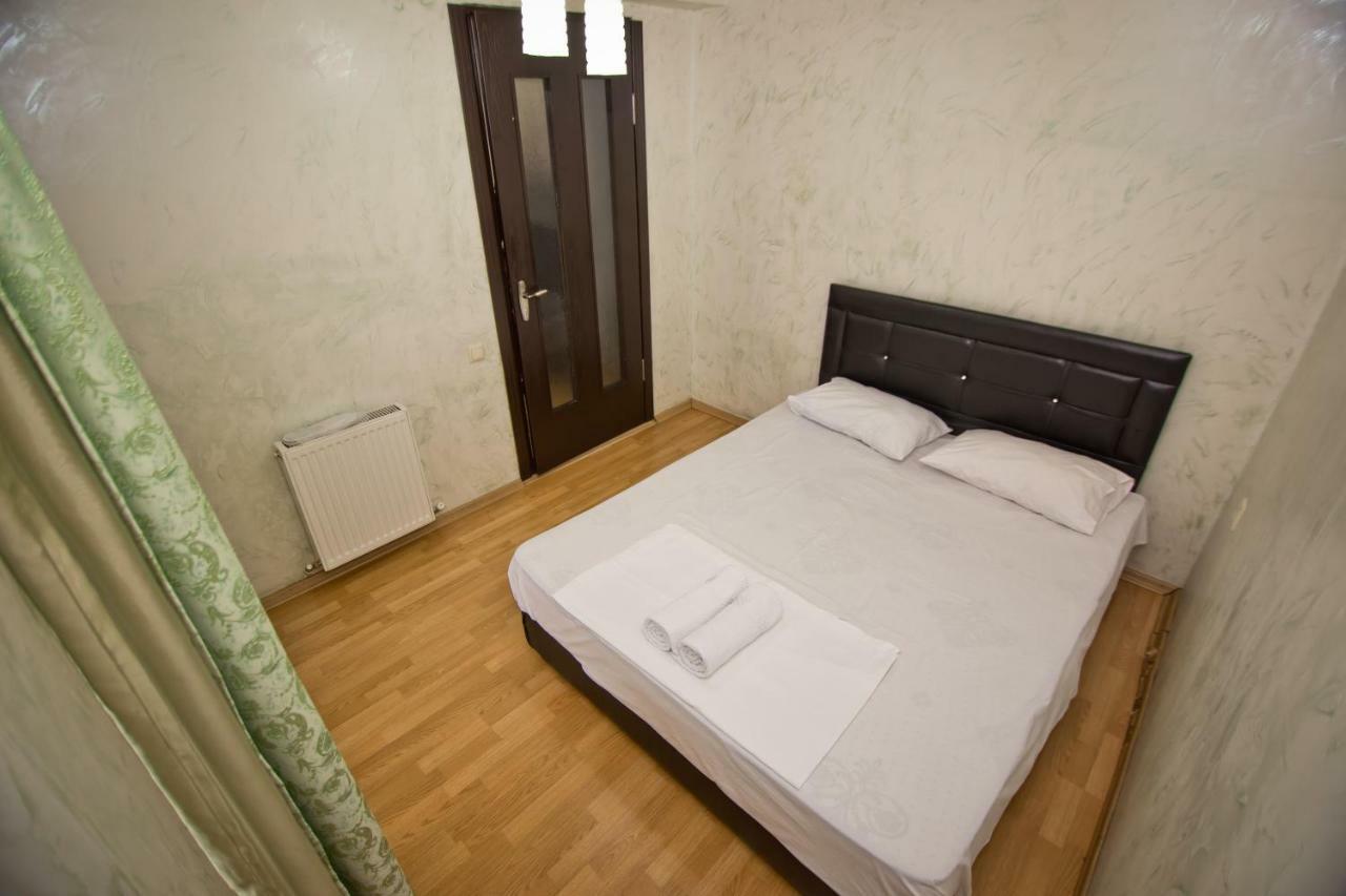 Vizit Hotel Batumi Eksteriør billede